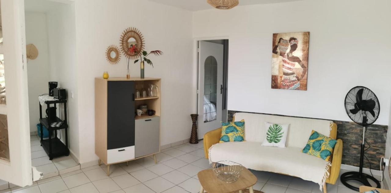 Abri Papaye Apartment Riviere-Salee Bagian luar foto